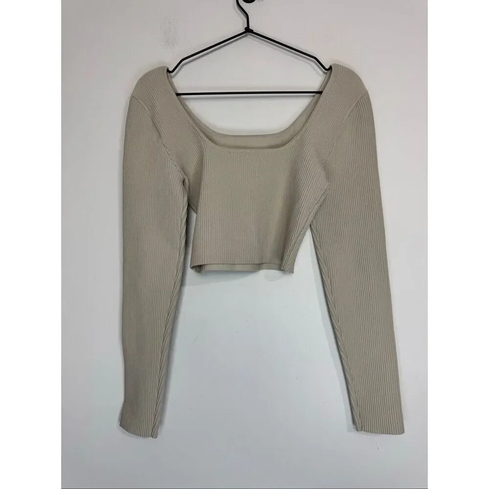 Aritzia Babaton Sculpt Knit Scoopneck Longsleeve M